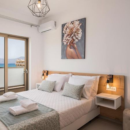 Indigo Blue Seaside Deluxe Apartments 基萨莫斯 外观 照片