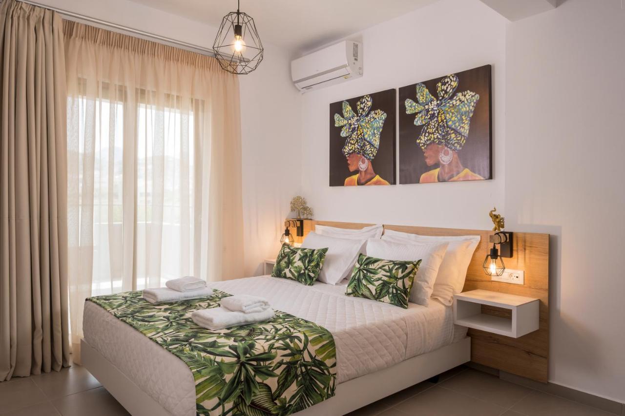Indigo Blue Seaside Deluxe Apartments 基萨莫斯 外观 照片