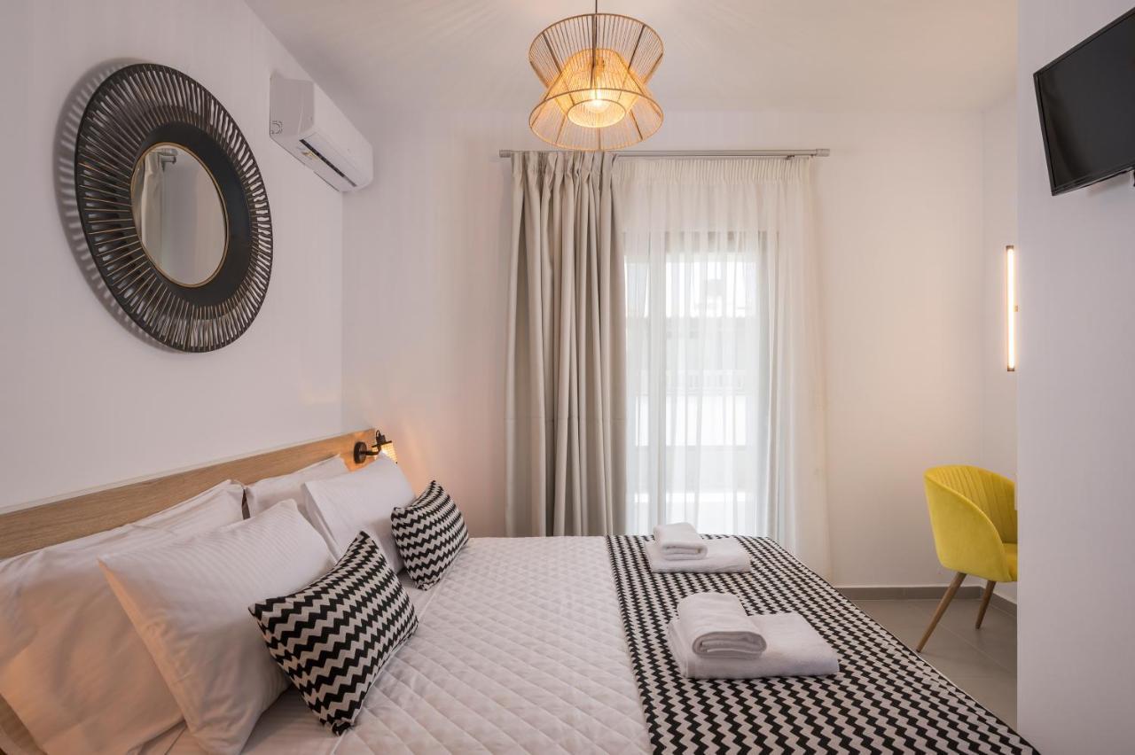 Indigo Blue Seaside Deluxe Apartments 基萨莫斯 外观 照片