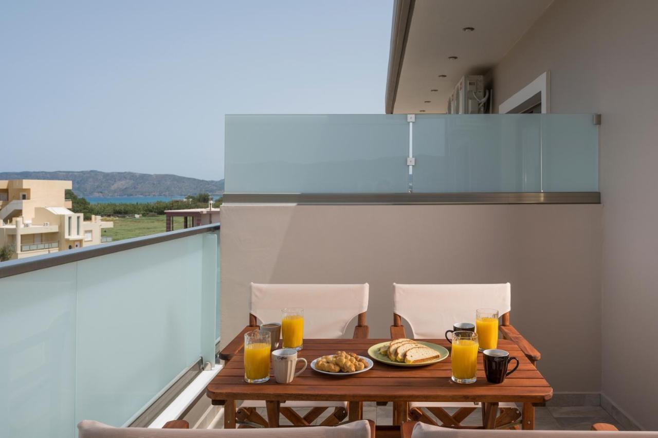 Indigo Blue Seaside Deluxe Apartments 基萨莫斯 外观 照片