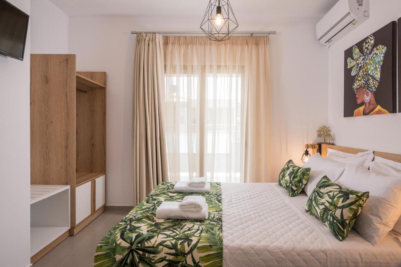 Indigo Blue Seaside Deluxe Apartments 基萨莫斯 外观 照片