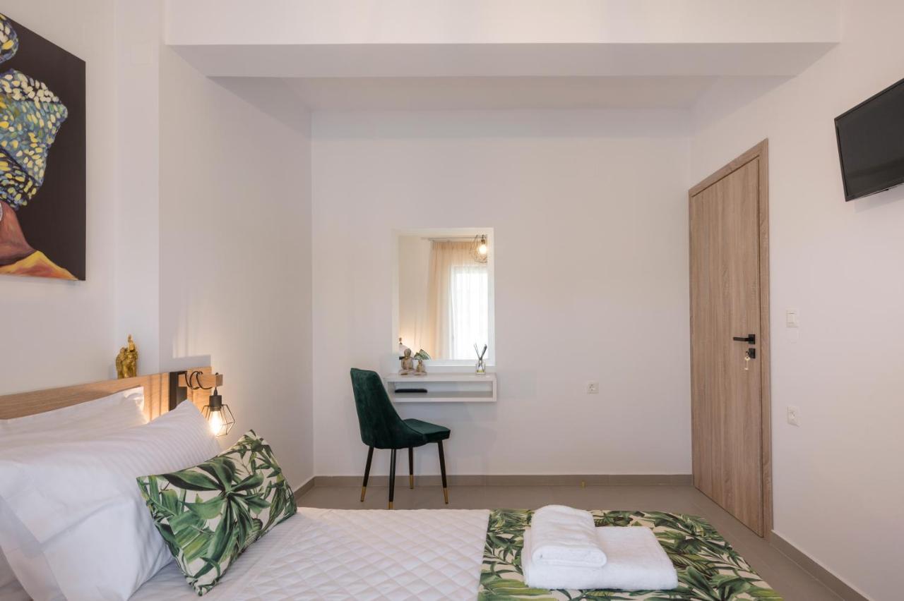 Indigo Blue Seaside Deluxe Apartments 基萨莫斯 外观 照片